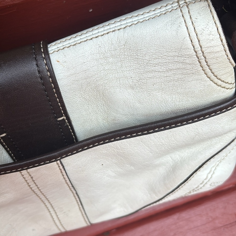 White Coach Soho Buckle shoulder bag - Picture 7 of 15